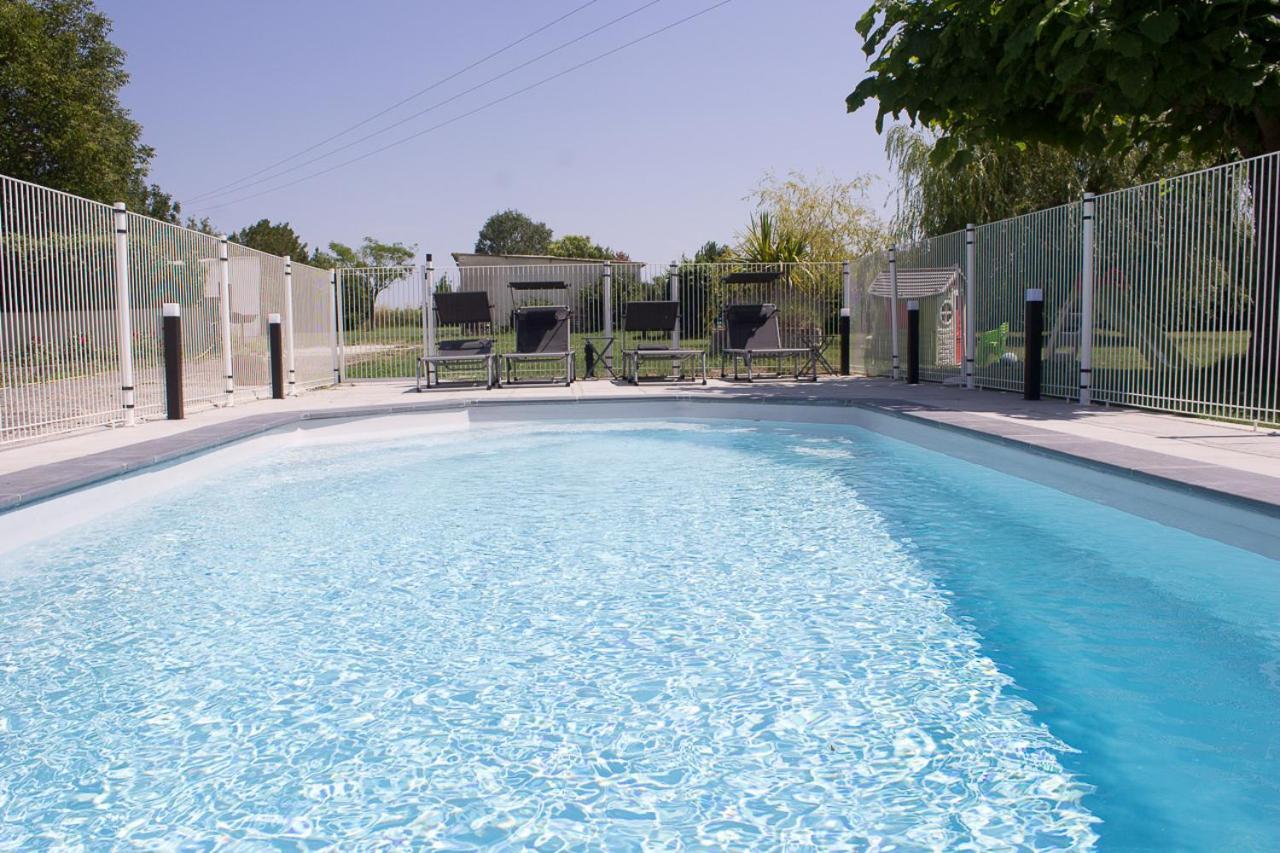 Le Charhido Bed and Breakfast Saint-Fort-sur-Gironde Eksteriør billede