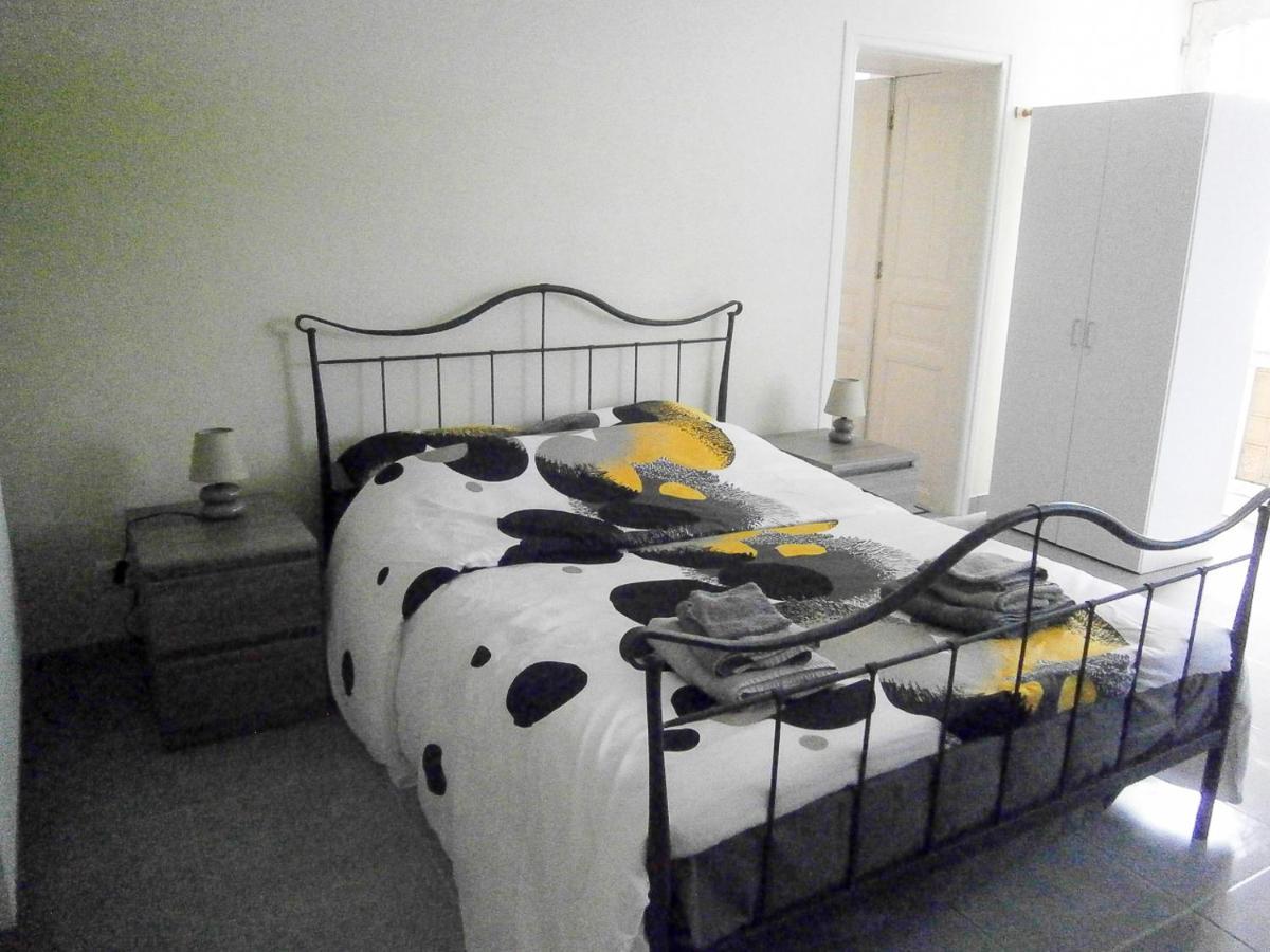 Le Charhido Bed and Breakfast Saint-Fort-sur-Gironde Eksteriør billede