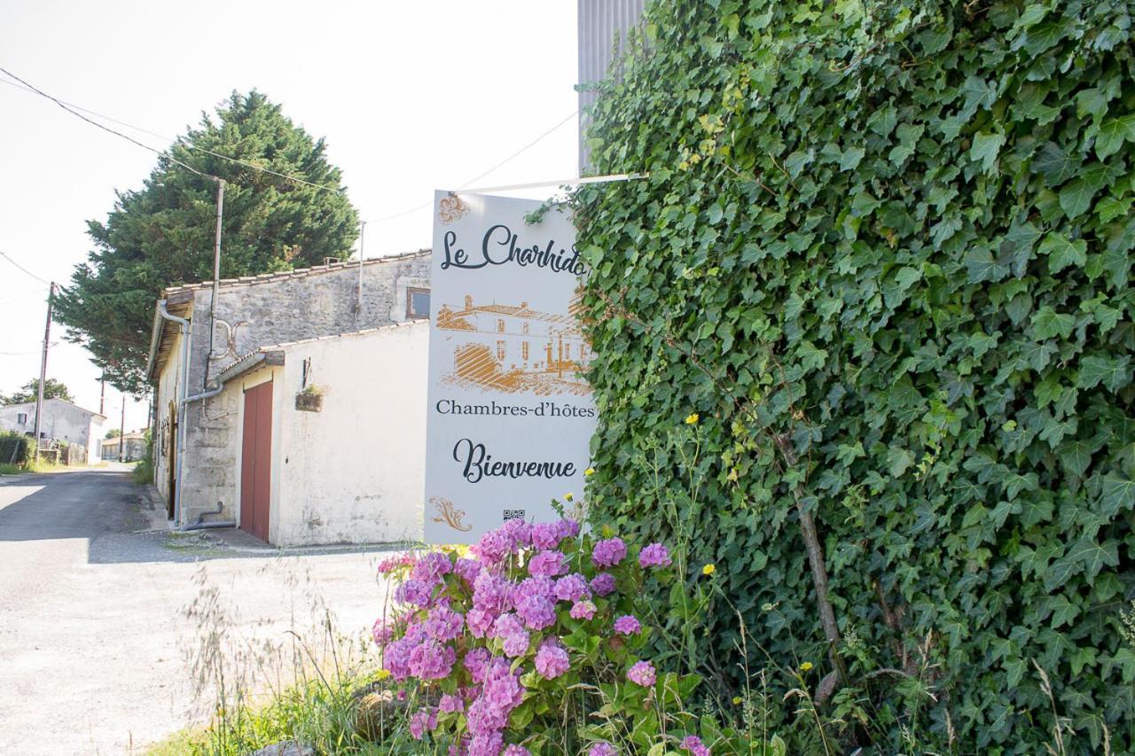 Le Charhido Bed and Breakfast Saint-Fort-sur-Gironde Eksteriør billede